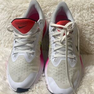 Nike
Nike Winflo 8 "Rawdacious" running sneakers women size 7.5